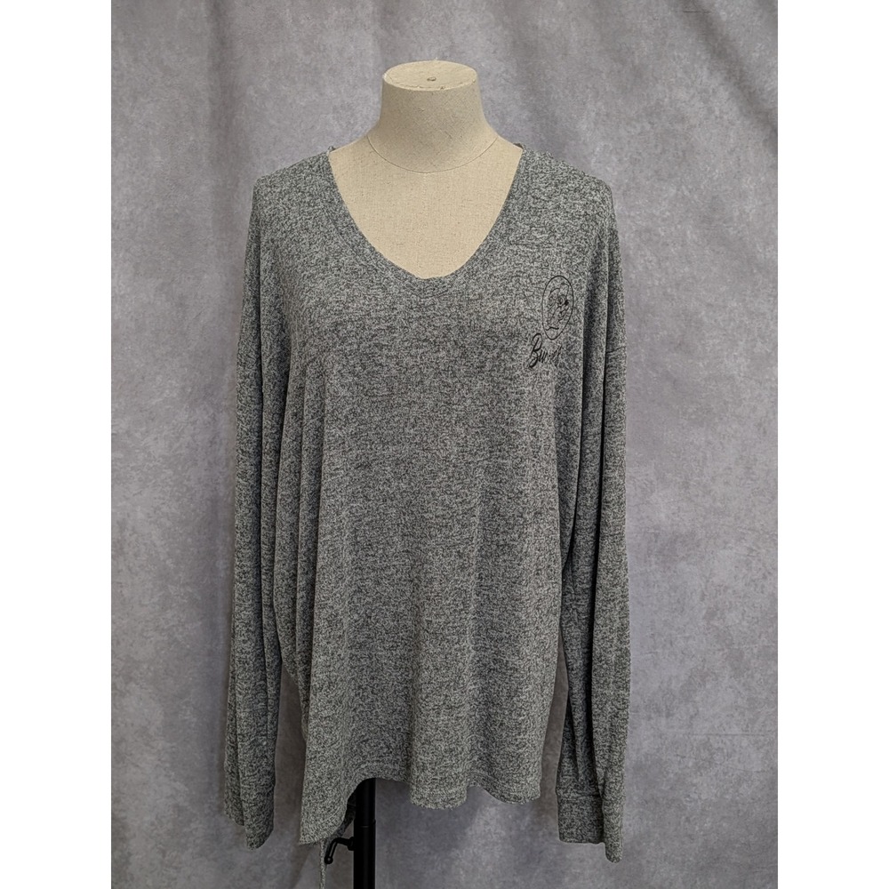 Buc-ees Womens Heather Gray V-Neck Long Sleeve Graphic Logo Top Size Large C613